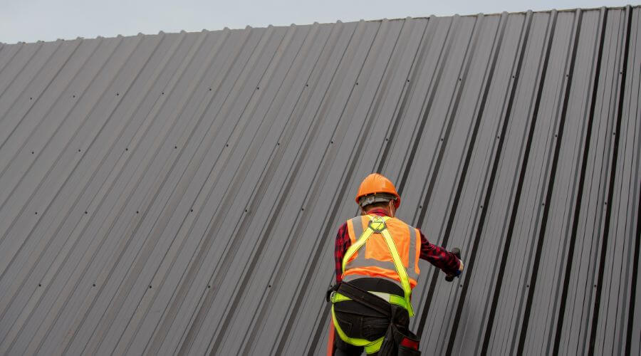 Professional metal roof installation services in Reidsville, GA